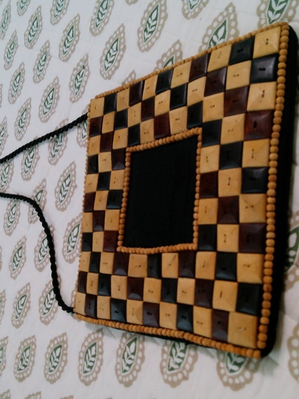 VINTAGE HANDBAG GREAT CONDITION